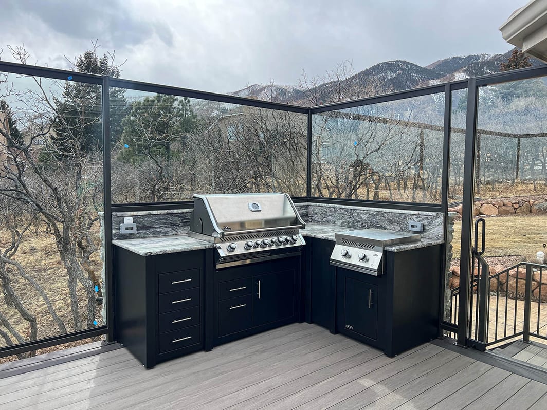 Outdoor Kitchen